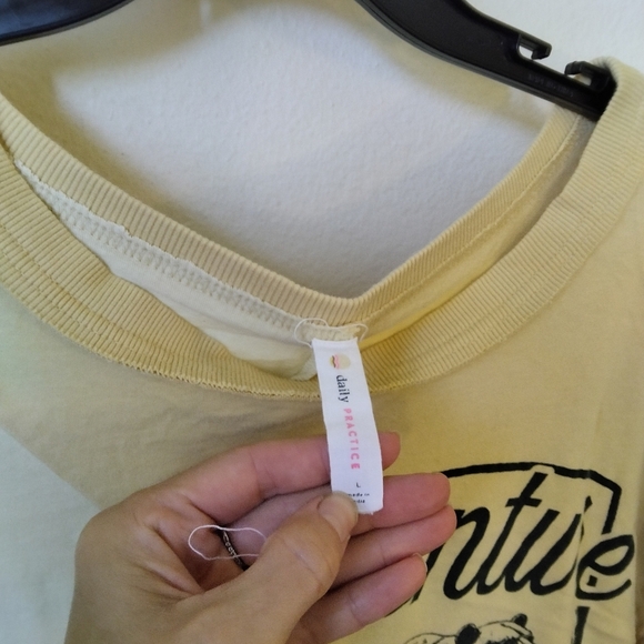 Anthropologie Daily Practice Women’s Adventure T-Shirt Size L Loungewear Shirt - Picture 3 of 7